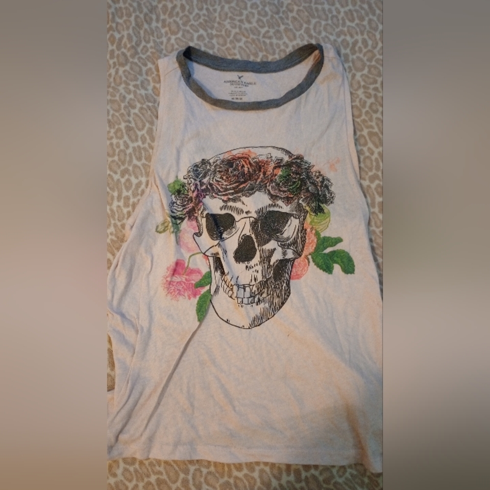Womens American Eagle Outfitters Gray and White Tank Top For Sale!